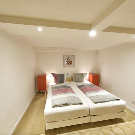 Großzügige und gemütliche 2 Zimmer Ferienwohnung nahe Alz und Chiemsee Tacherting Exterior foto