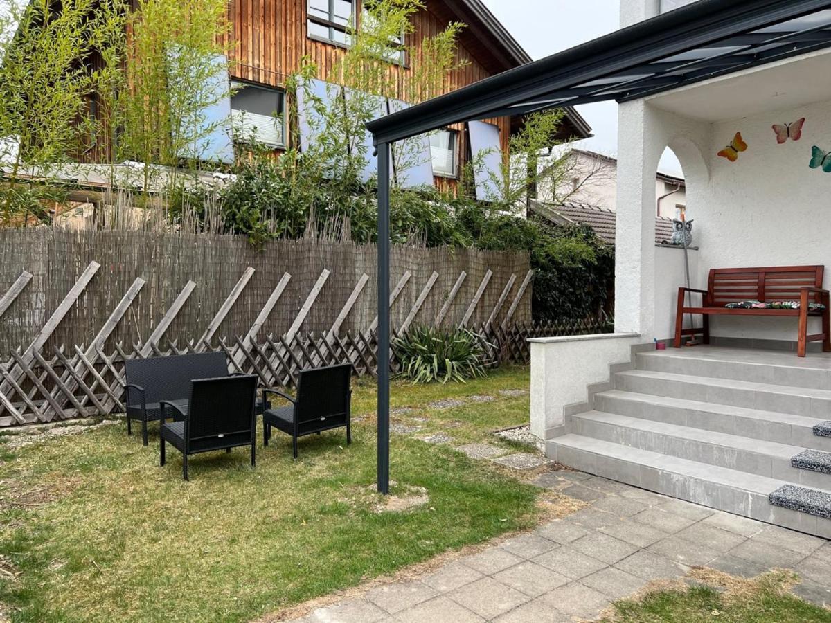 Großzügige und gemütliche 2 Zimmer Ferienwohnung nahe Alz und Chiemsee Tacherting Exterior foto